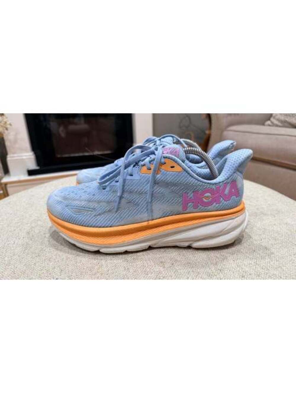Hoka Clifton 9 Running Shoes women’s size 10D